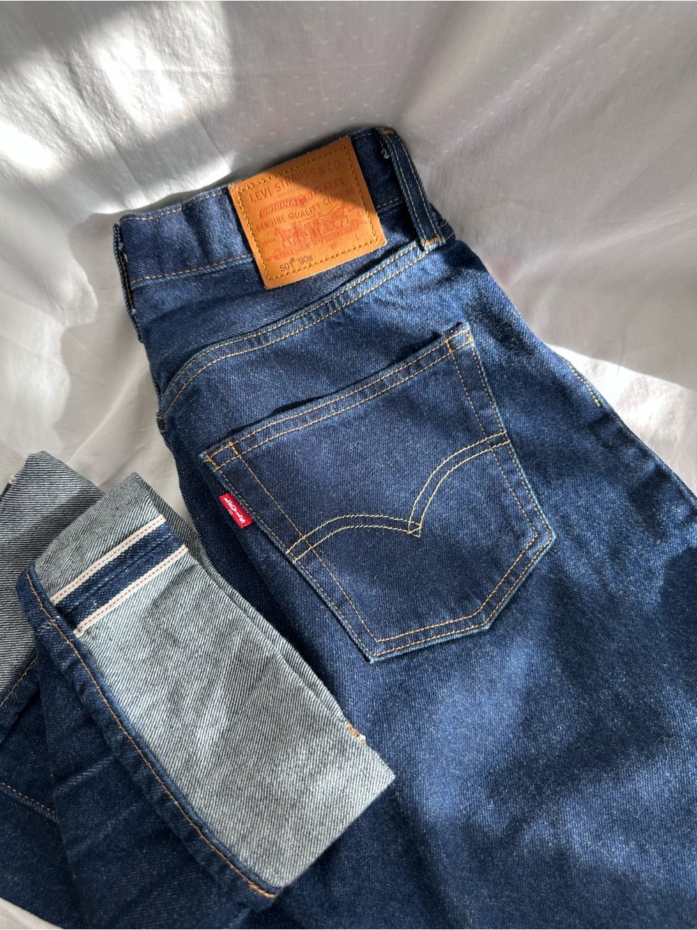 Levis premium big e 90s 501 selvedge 24x34